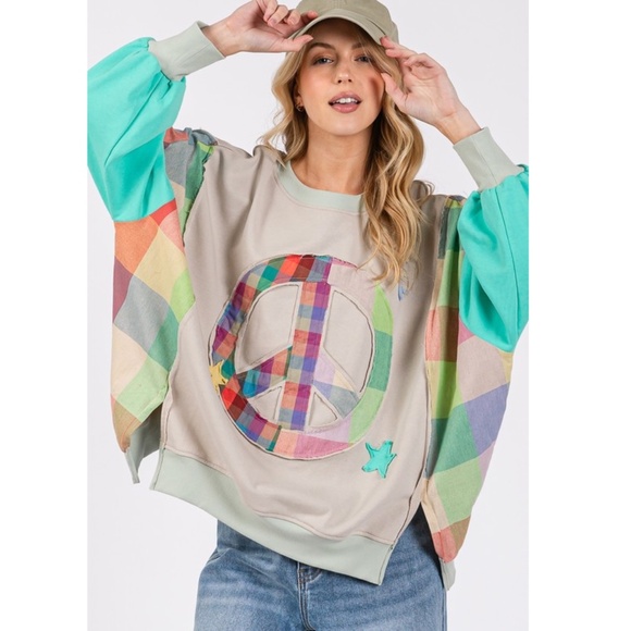 🌟 “The Zelda" Peace Sign, Stars & Plaid Sweatshirt - Picture 3 of 3